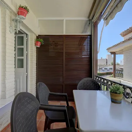 071 - Beachside Studio Perfect For A Family Getaway * Torremolinos