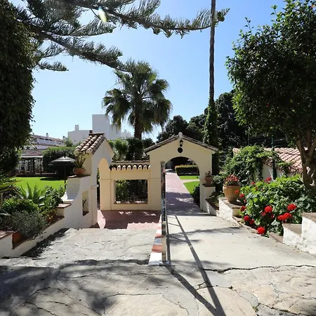 071 - Beachside Studio Perfect For A Family Getaway * Torremolinos