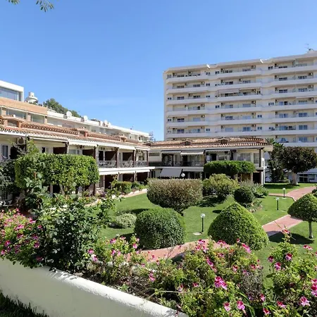 071 - Beachside Studio Perfect For A Family Getaway Torremolinos