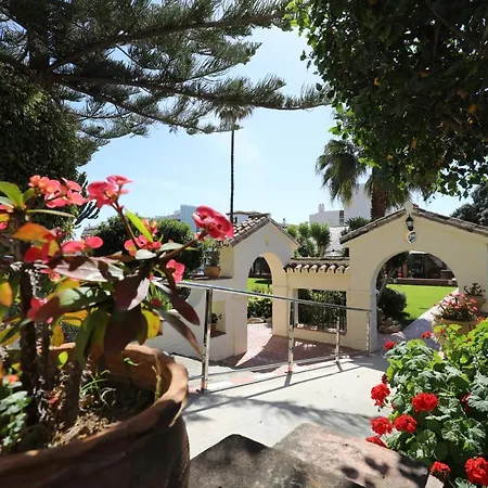 071 - Beachside Studio Perfect For A Family Getaway *